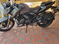 TVS Apache RTR 200 4V