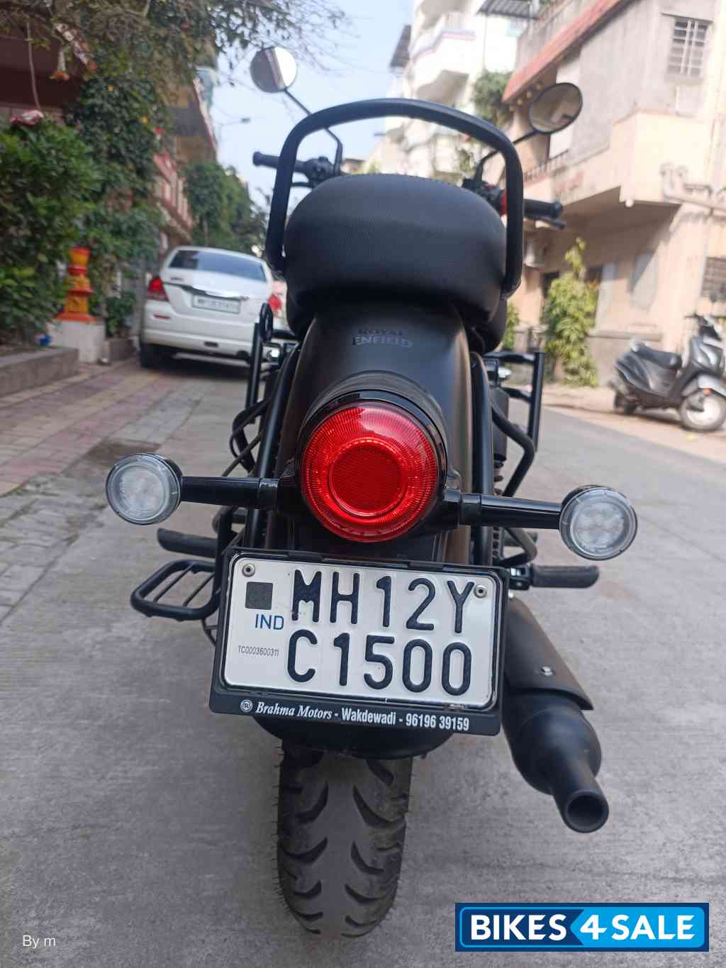 Stealth Black Royal Enfield Classic 350 Dual Channel BS6