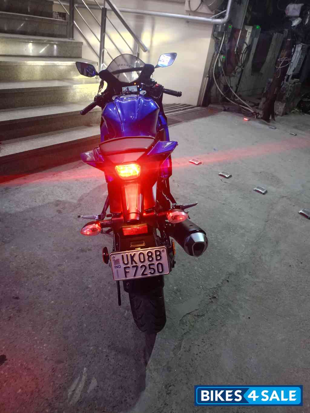 Racing Blue Yamaha R15 V4