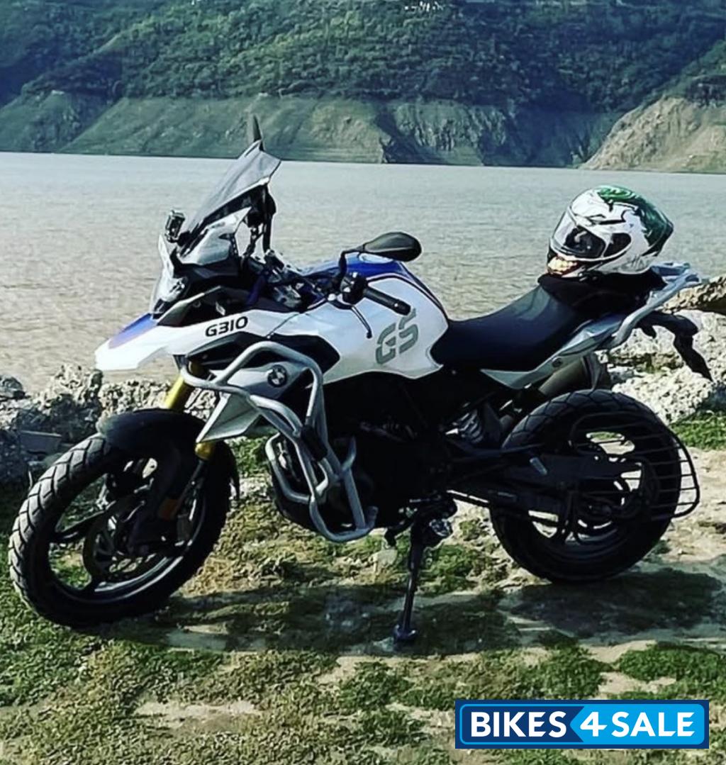 Polar White BMW G 310 GS BS6
