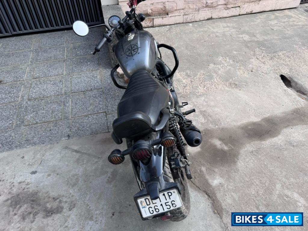 Royal Enfield Hunter 350 Metro