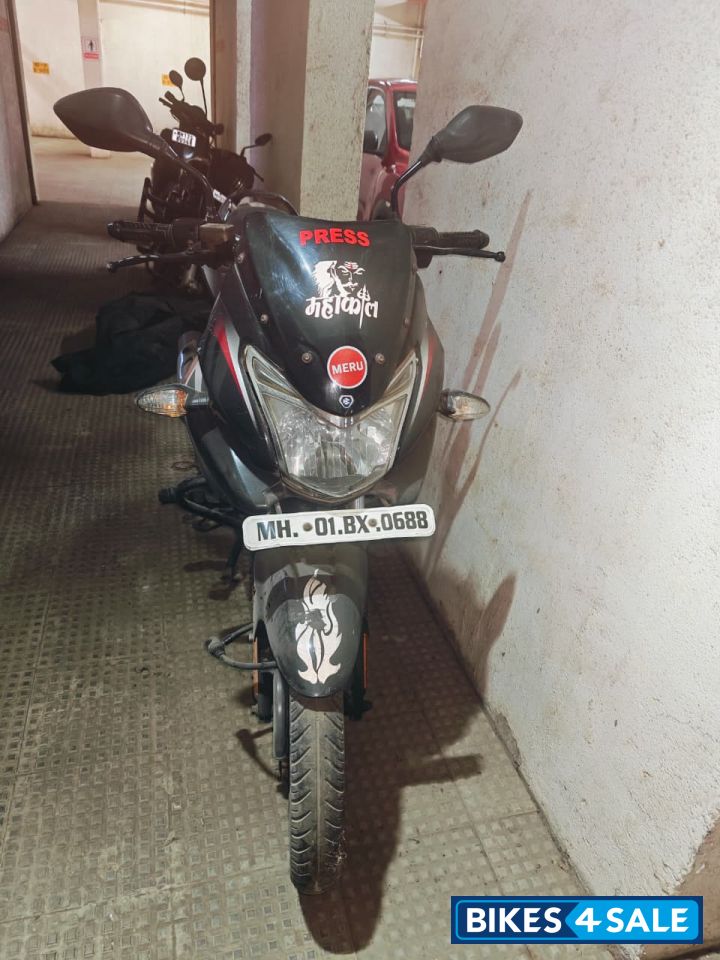 Black Bajaj Discover 150 F