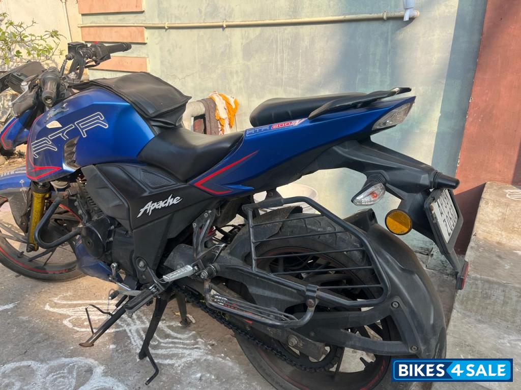 TVS Apache RTR 200 4V