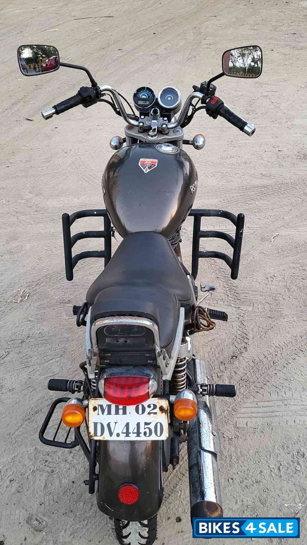 Lighting Brown Royal Enfield Thunderbird TwinSpark 350