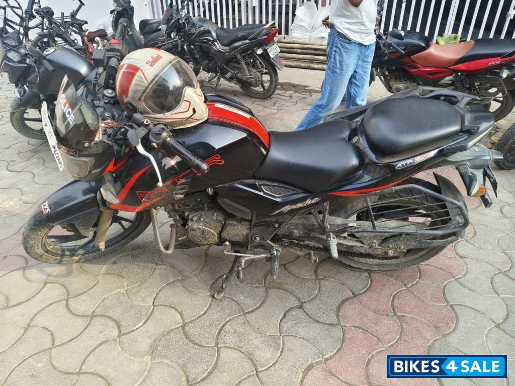 TVS Apache RTR 200 4V