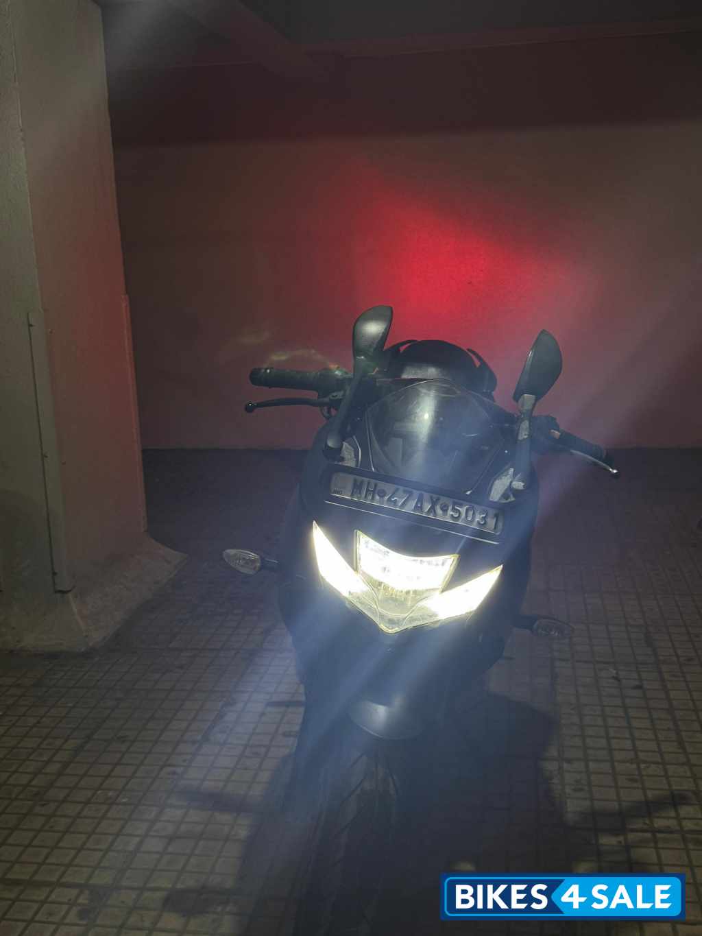 Matt Black Suzuki Gixxer SF 250 Matt Black Suzuki Gixxer SF 250