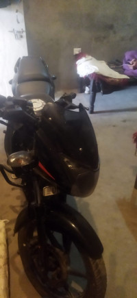 Bajaj Pulsar 125 Split Seat