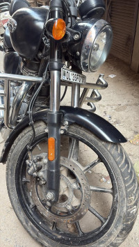 Royal Enfield Meteor 350 Stellar