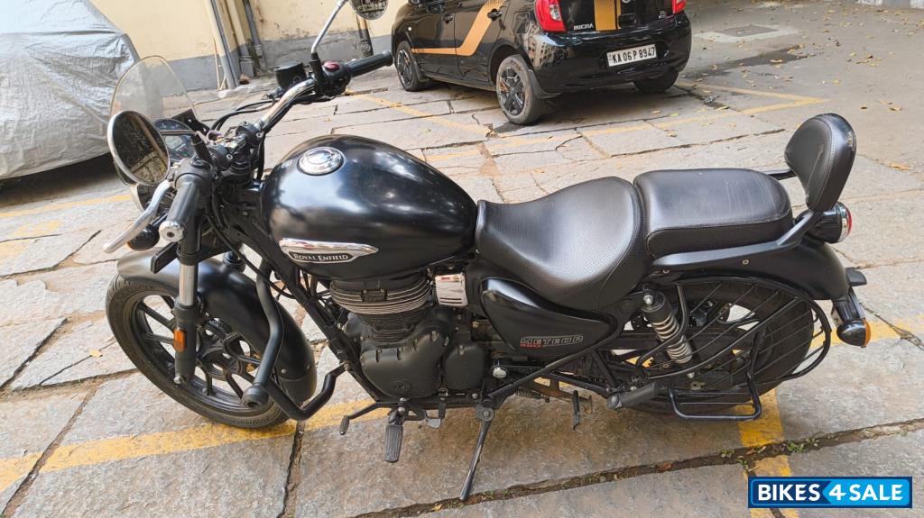 Royal Enfield Meteor 350 Stellar 2025