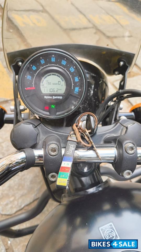 Royal Enfield Meteor 350 Stellar 2025