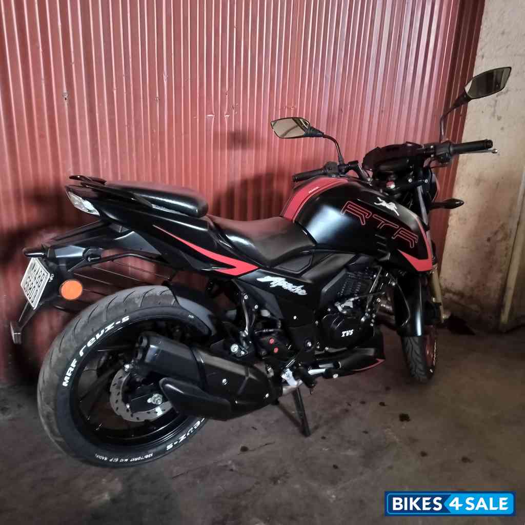 TVS Apache RTR 200 4V