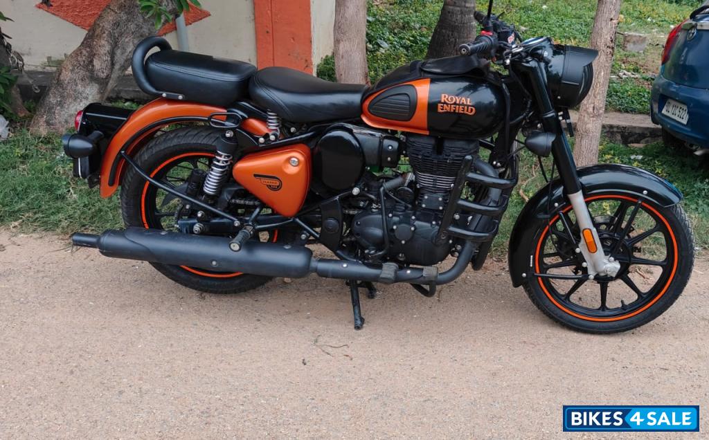 Royal Enfield Classic 350 Dual Channel BS6