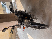 Black Royal Enfield Thunderbird 500