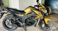Yellow Honda CB Hornet 160R