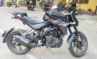 Black Hero Xtreme 250R