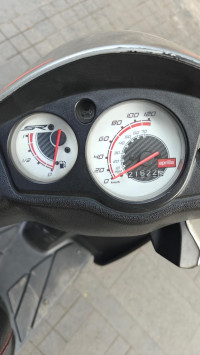 Silver Aprilia SR 125