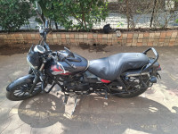 Black Bajaj Avenger Street 220