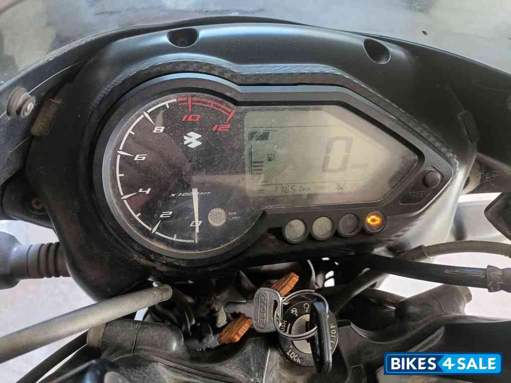 Bajaj Pulsar 125