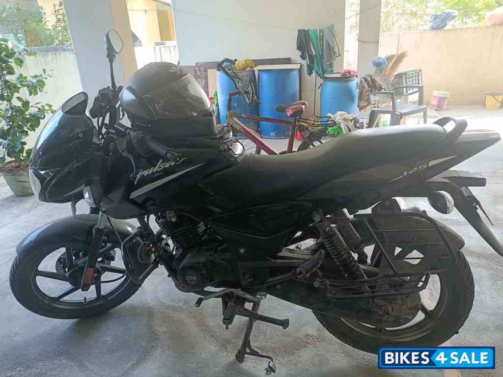 Bajaj Pulsar 125