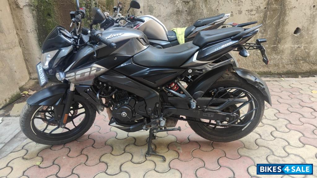 Bajaj Pulsar NS200