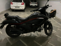 Suzuki Intruder 150 FI