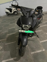 Suzuki Intruder 150 FI