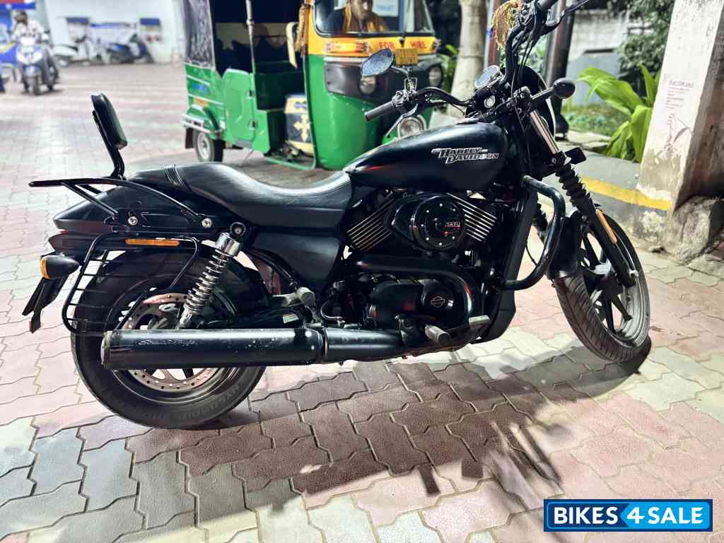 Denim Black Harley Davidson Street 750