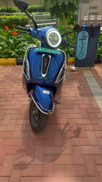 Bajaj Chetak Premium