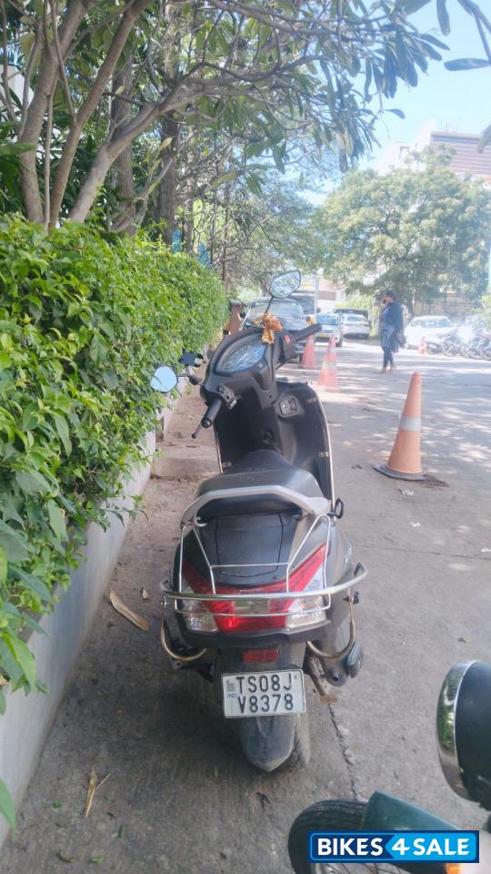Metalic Black Honda Activa 6G Dlx