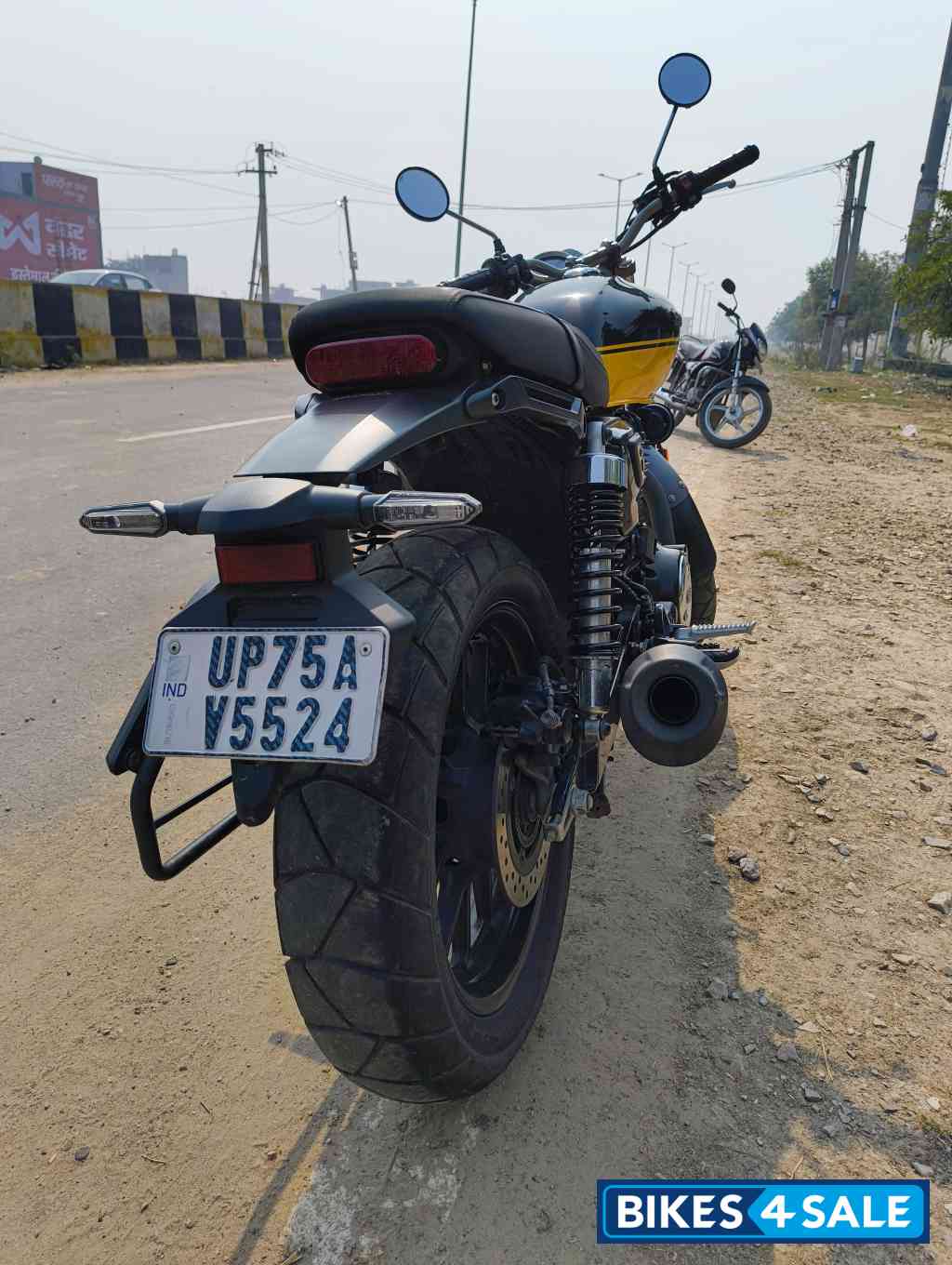 Honda CB350RS DLX Pro 2025