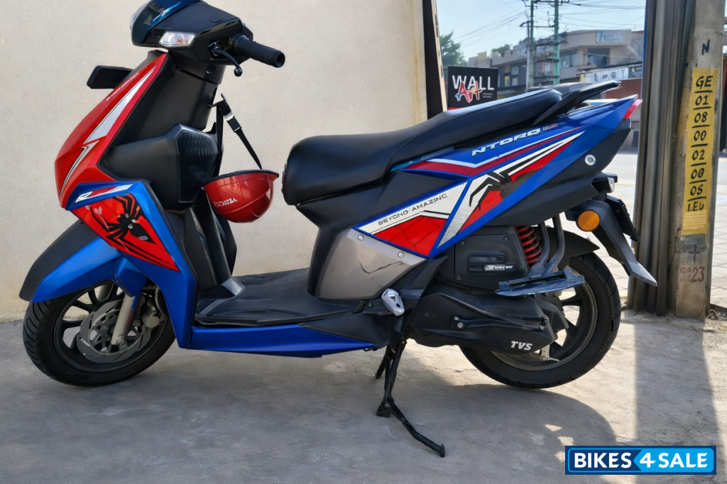 Spider Man (red And Blue) TVS NTORQ Super Squad Edition