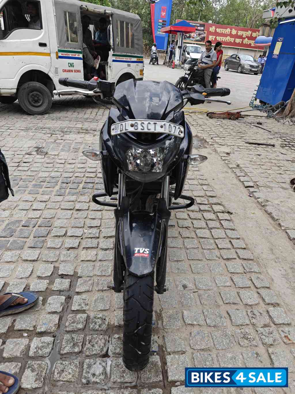 TVS Apache RTR 160 4V