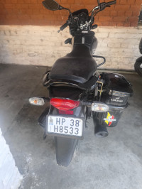 Black Bajaj Platina 100 ES