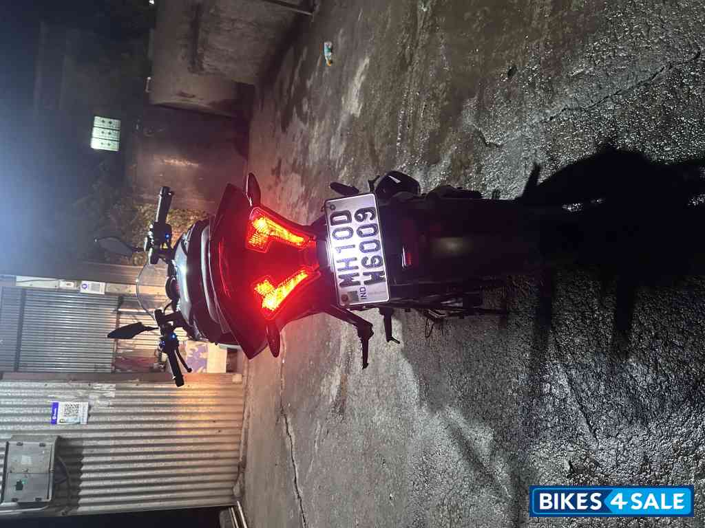 Grey Bajaj Pulsar RS 200 BS6