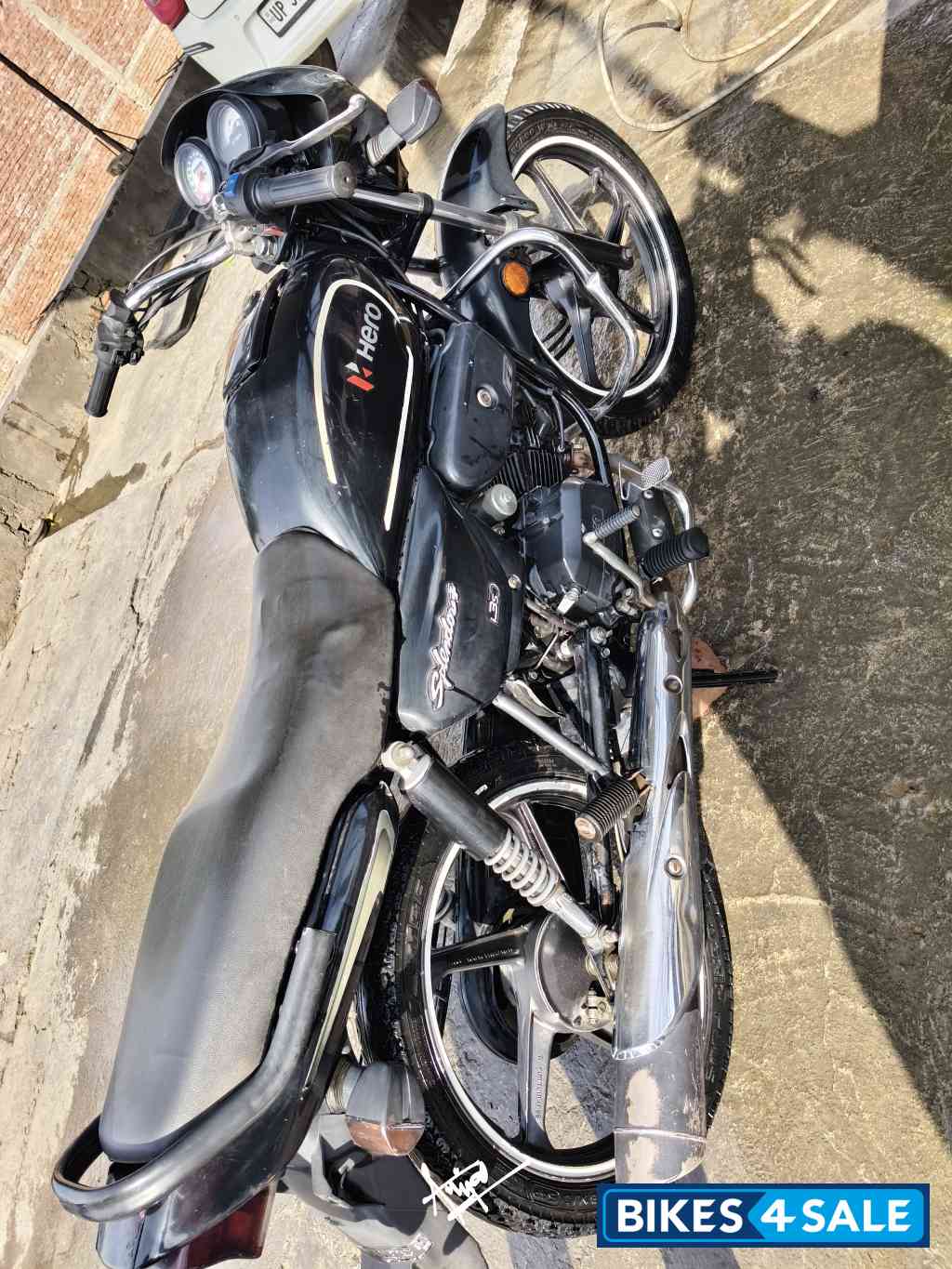 Hero Splendor Plus Black and Accent