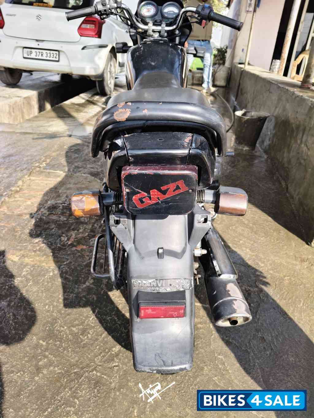 Hero Splendor Plus Black and Accent