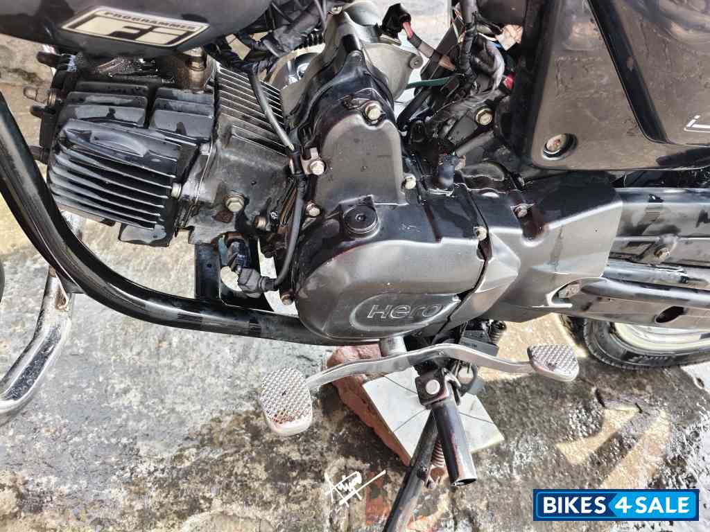 Hero Splendor Plus Black and Accent