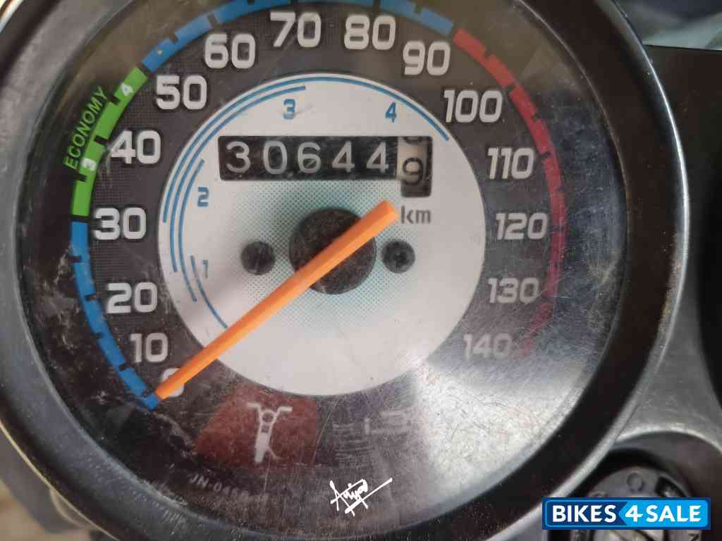 Hero Splendor Plus Black and Accent