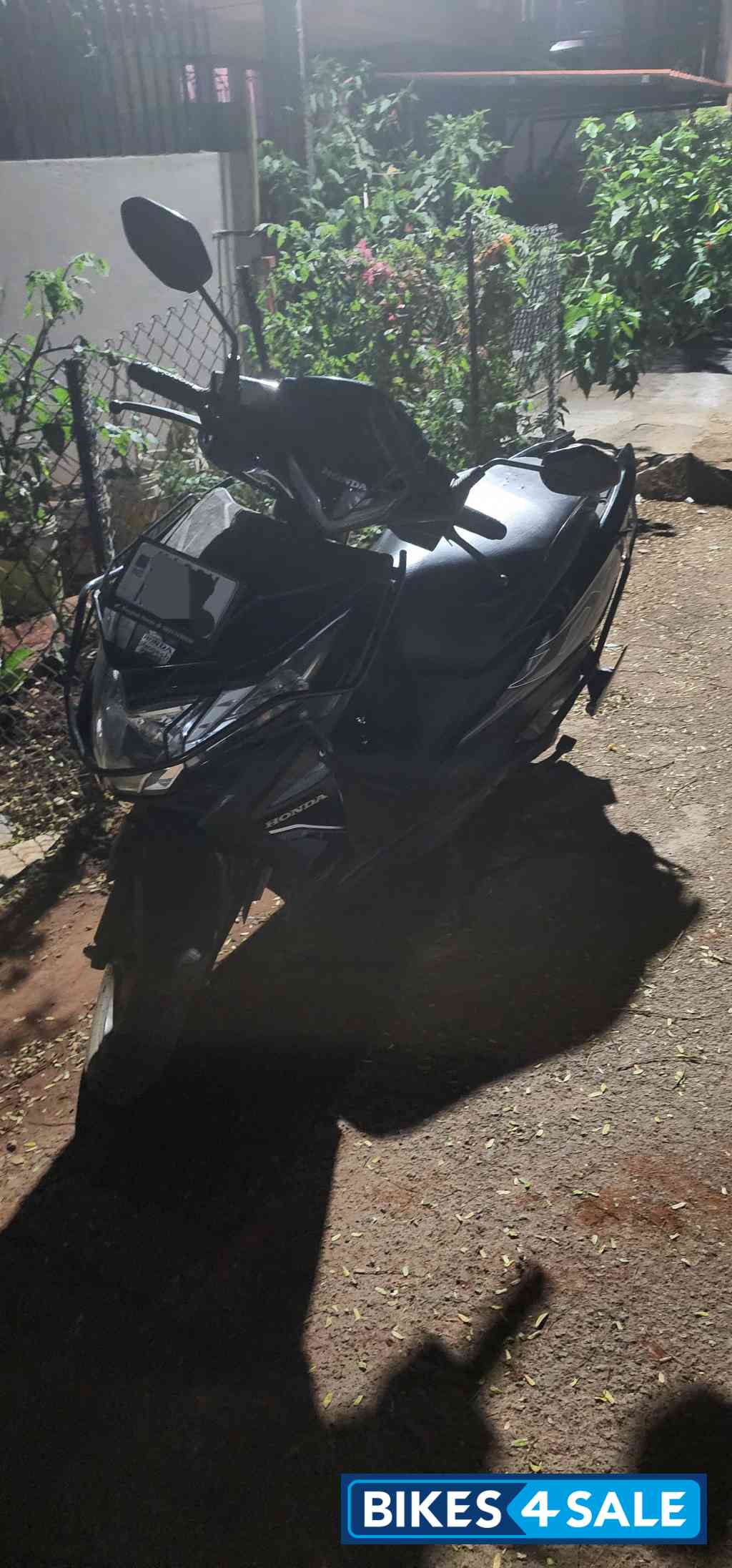 Glossy Black Honda Dio Smart