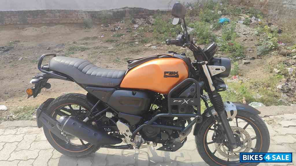 Yamaha FZ-X