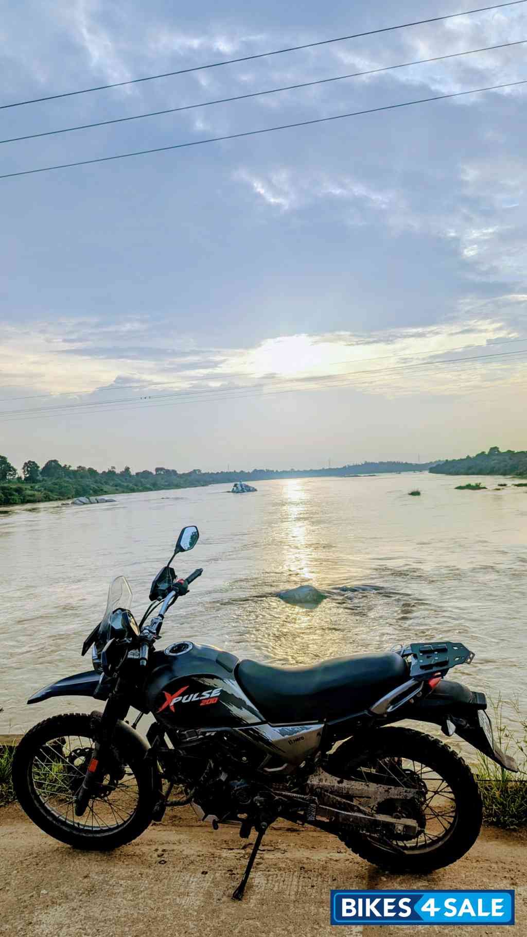 Matte Black Hero XPulse 200 BS6