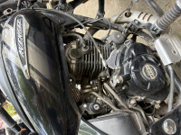 Black Bajaj Avenger Street 160 BS6