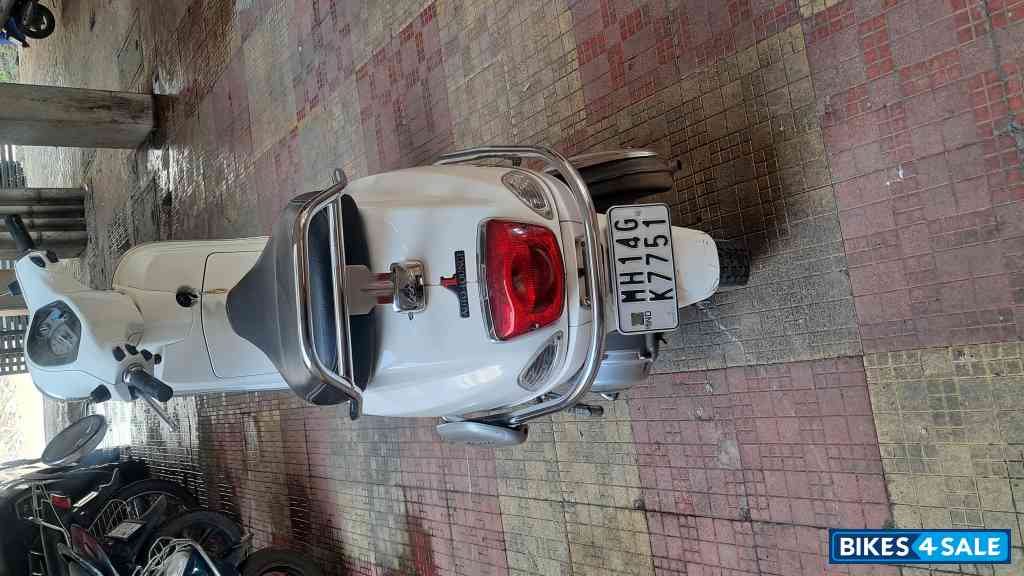 Arrow EV Vespar Round Light