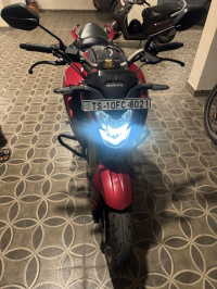 Red Honda Hornet 2.0