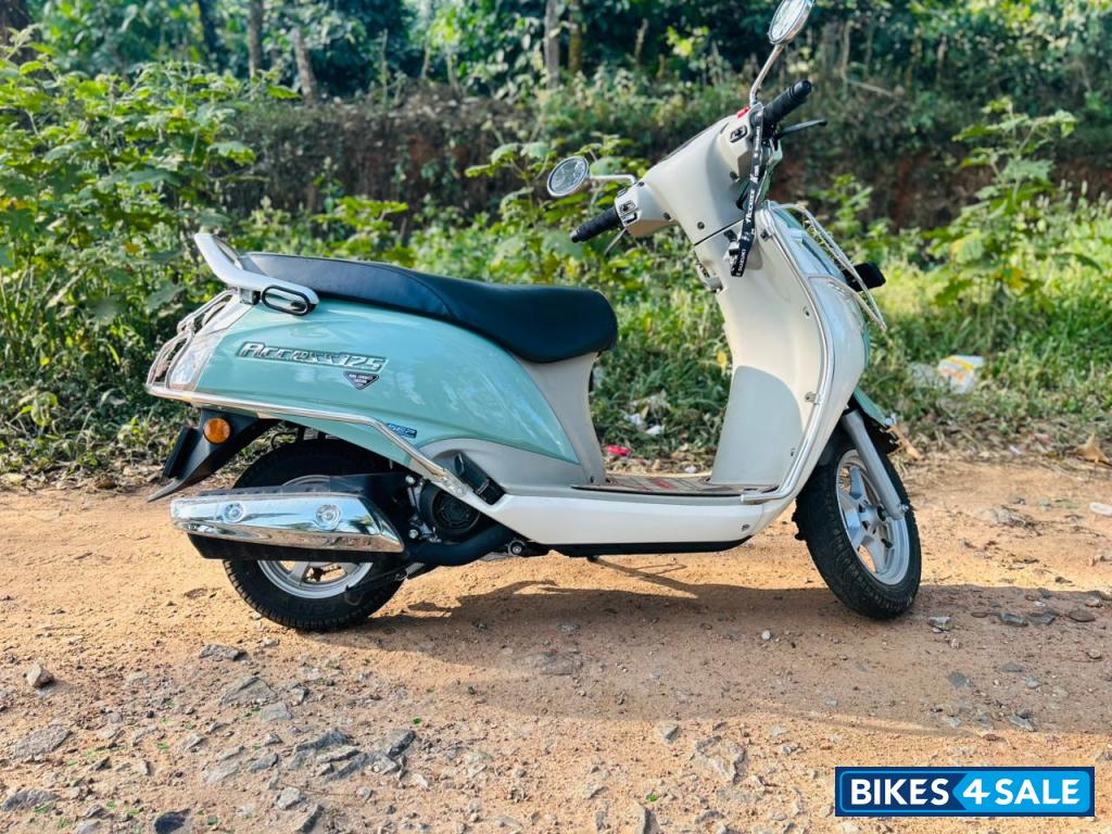 Suzuki Access 125 Ride Connect Edition