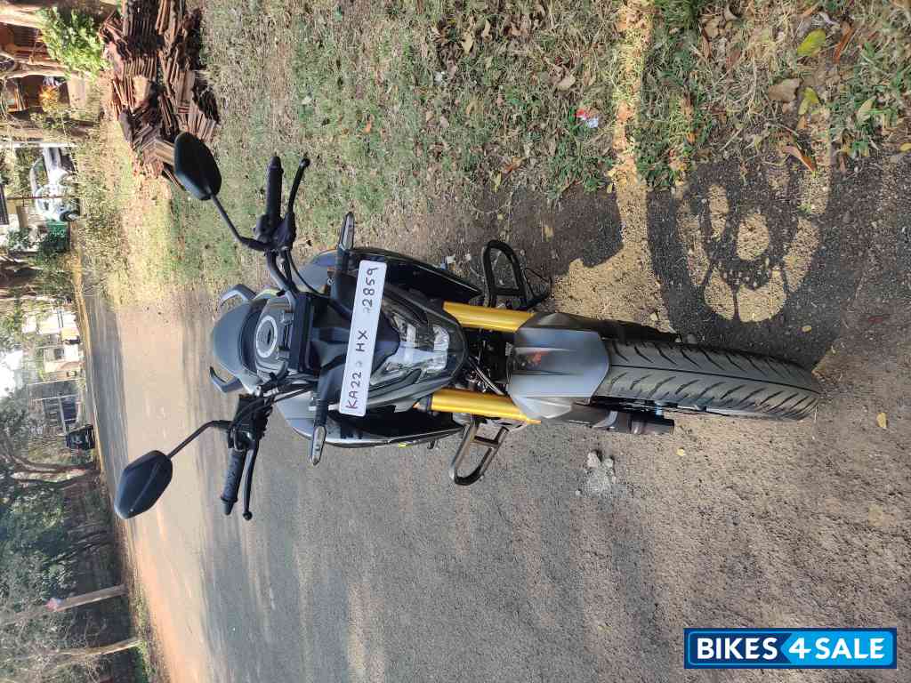 Grey Honda Hornet 2.0