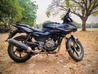 Violer Bajaj Pulsar 220F
