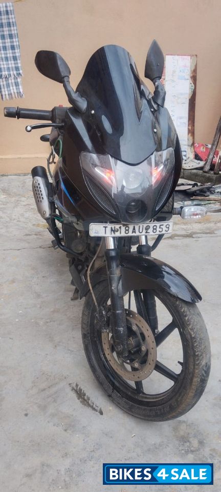 Bajaj Pulsar 180F Neon