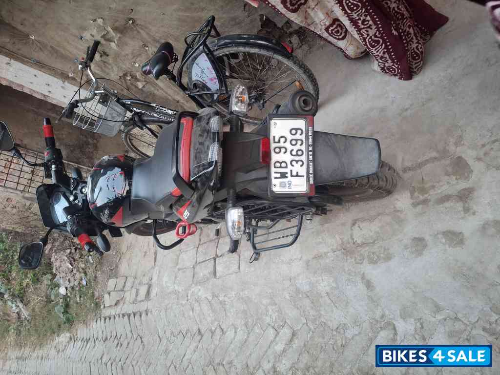 Red Bajaj Pulsar 125 Carbon Fibre Disc Single Seat