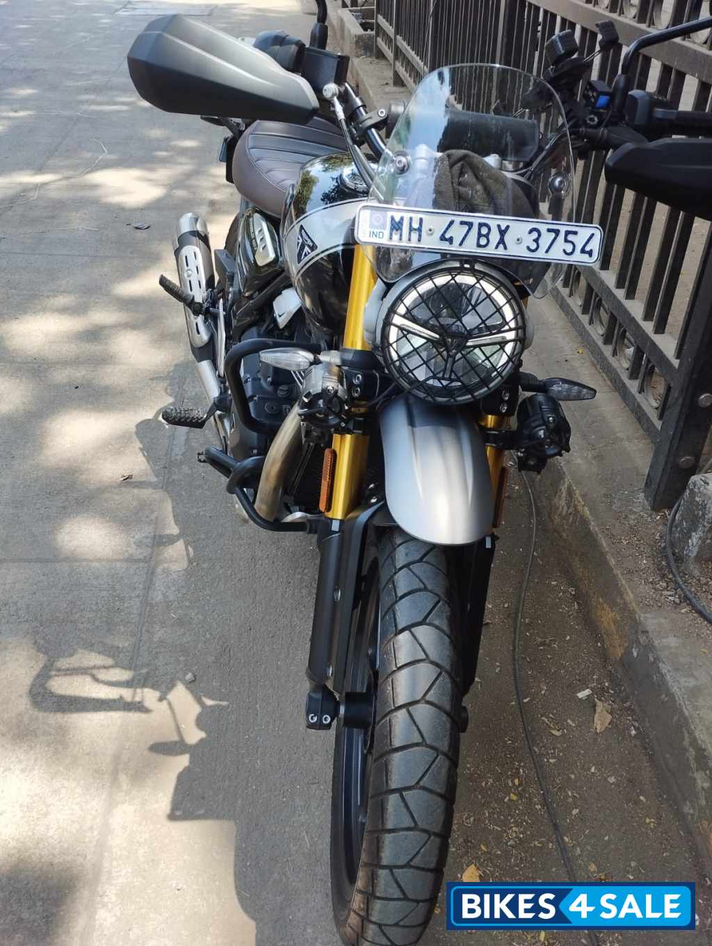 Triumph Scrambler 400 X